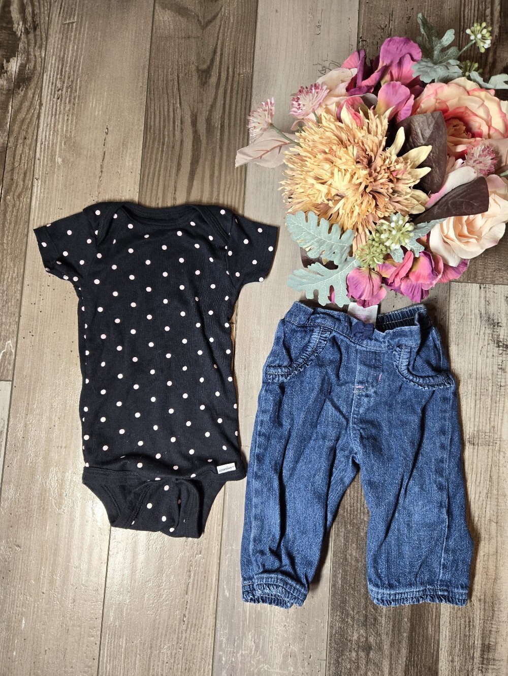 Gerber & Garanimals Baby Girl Polka Dot Onesie + Denim Pants Size 6–9M